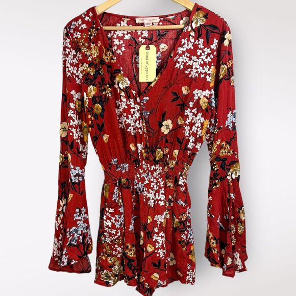NWT Band of Gypsies Women's Tied Long Bell Sleeve Red Floral Summer Romper Small - Picture 1 of 11